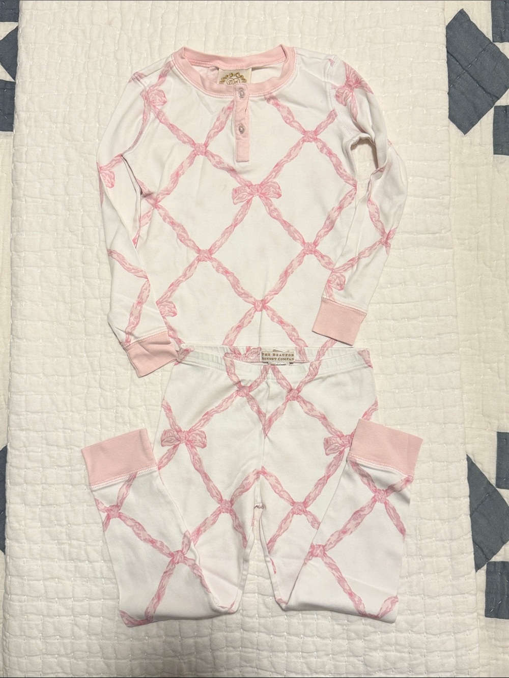 TBBC Sara Jane’s ~ Belle Meade Bow size 5